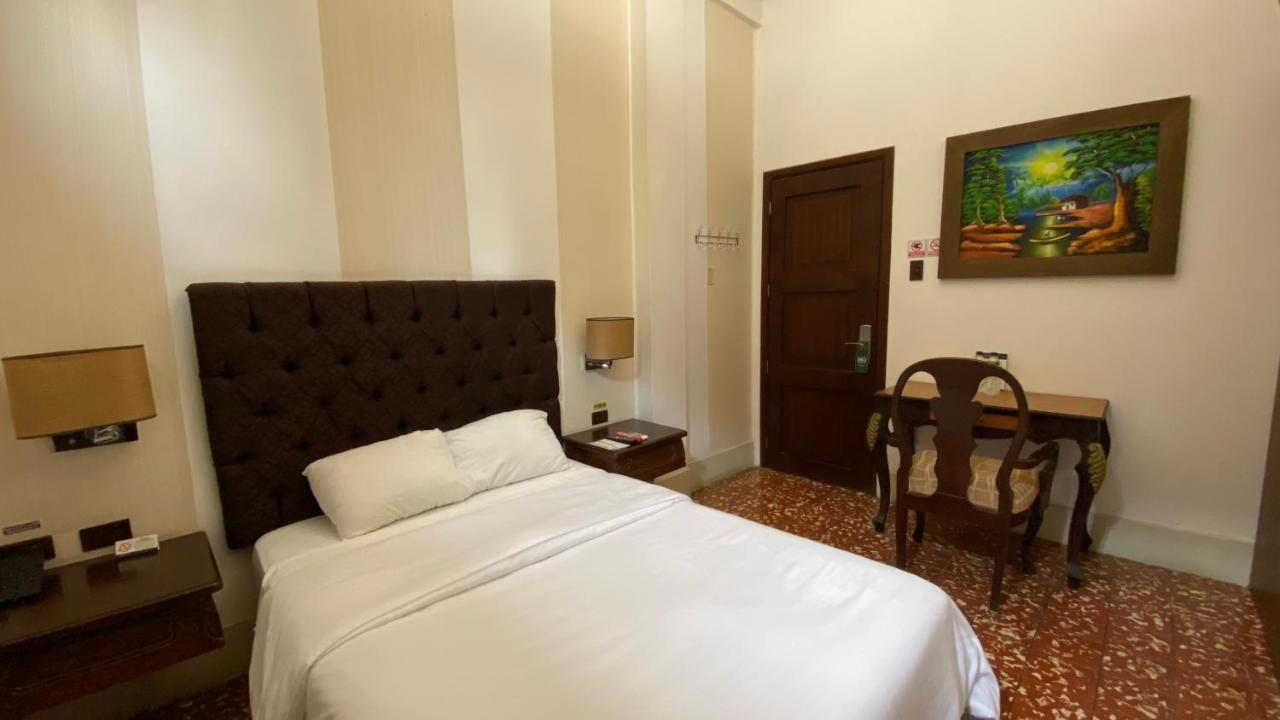 Hotel Patrimonial By Greenfield Guayaquil Extérieur photo