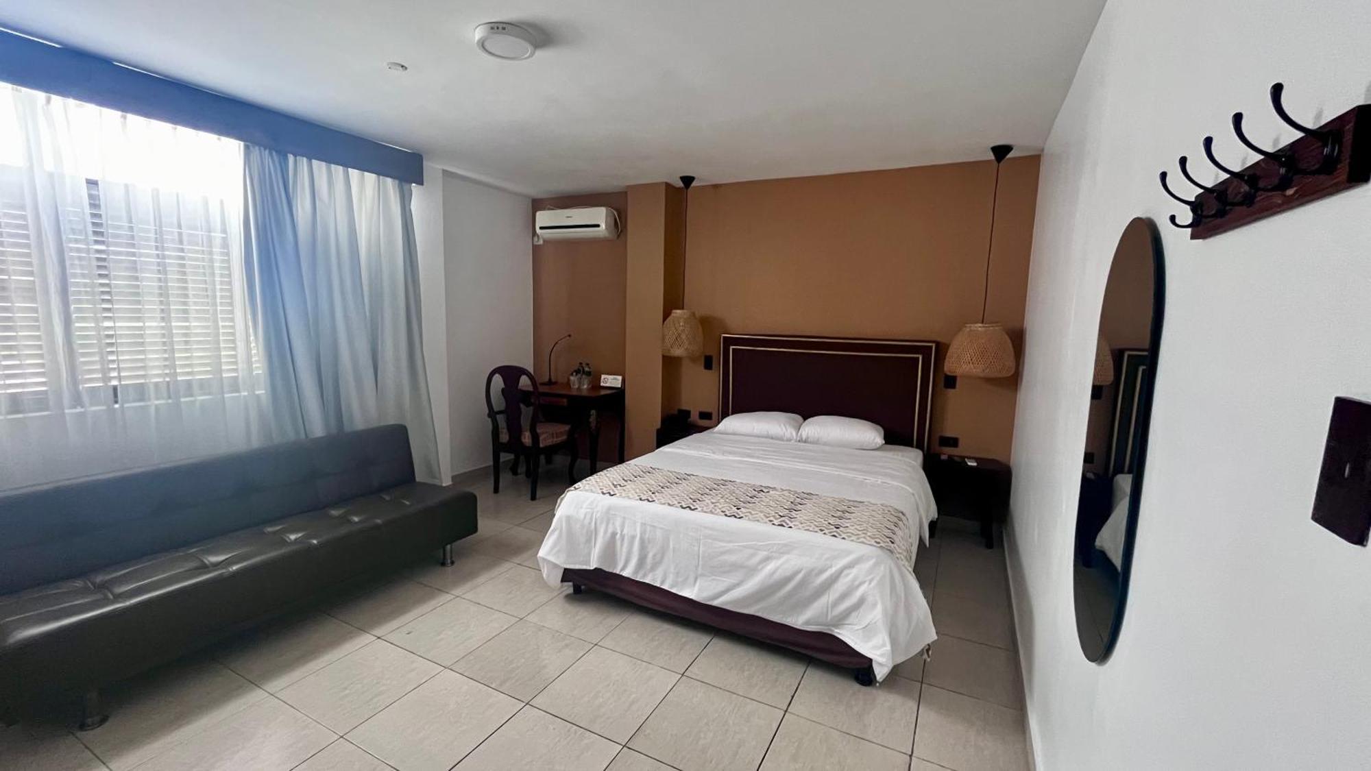 Hotel Patrimonial By Greenfield Guayaquil Extérieur photo